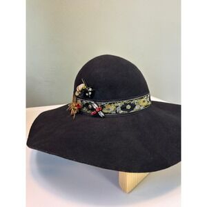 NEW San Diego Hat Company Black Wool Felt Floppy Hat Jeweled Insect WFH8202OSBLK